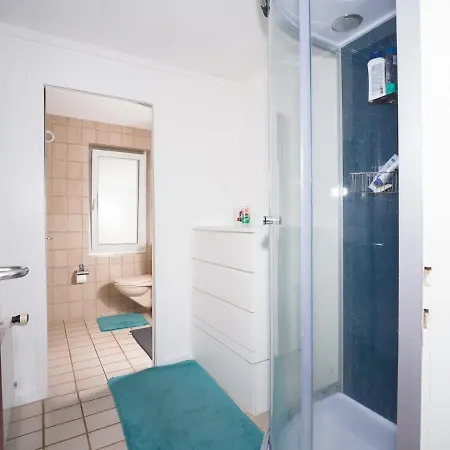 Compact With Easy Access And Near Center Zurigo
